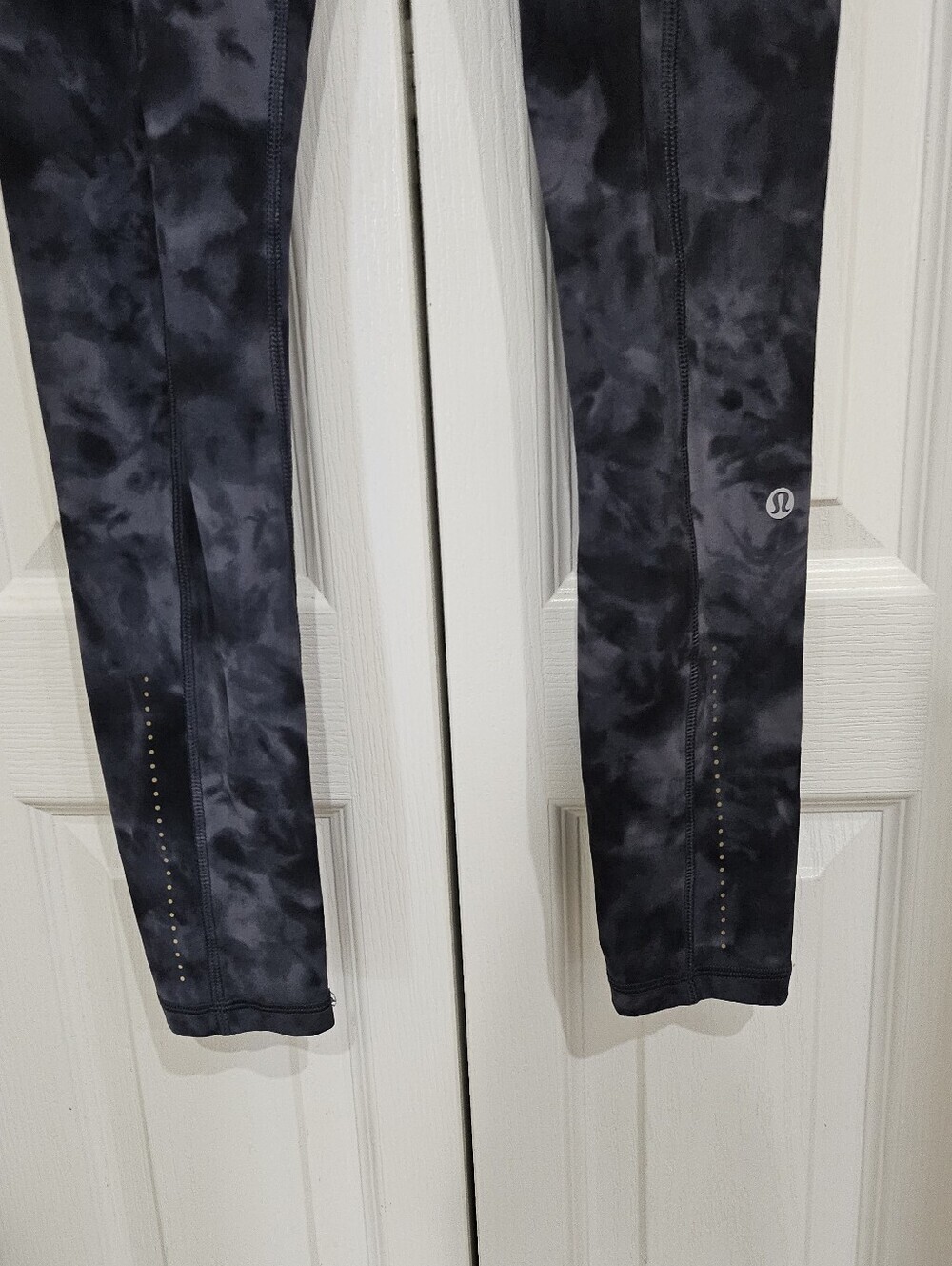 Lululemon Tie Dye High Rise Leggings Gray Black Pocket Athletic Yoga Pants. - Picture 6 of 7